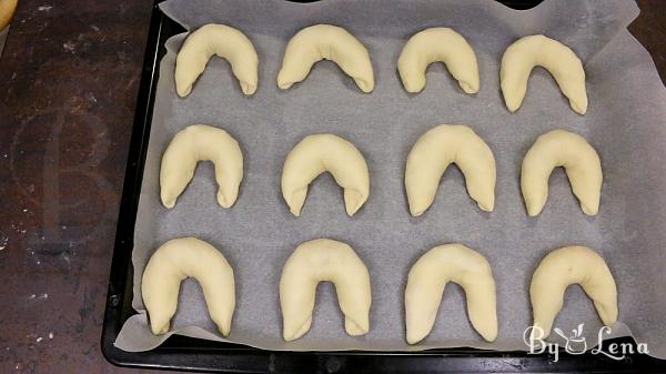 Apple Crescent Rolls - Step 18