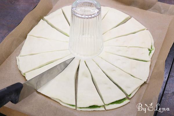 Puff Pastry Appetizer with Pesto - Step 7