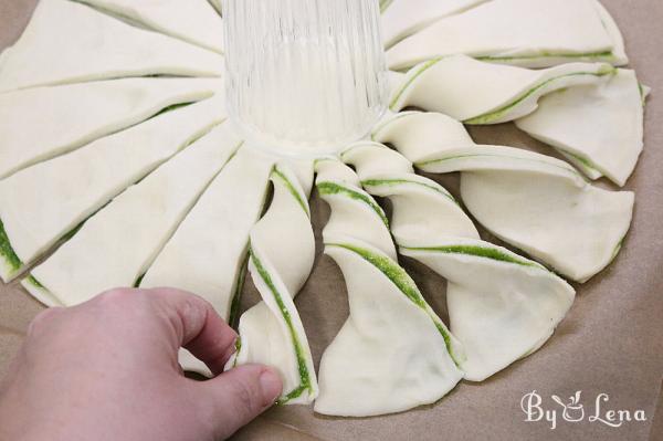 Puff Pastry Appetizer with Pesto - Step 8