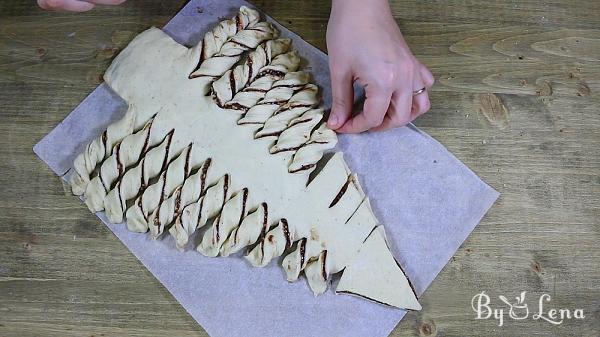 Christmas Tree Sweet Bread - Step 19