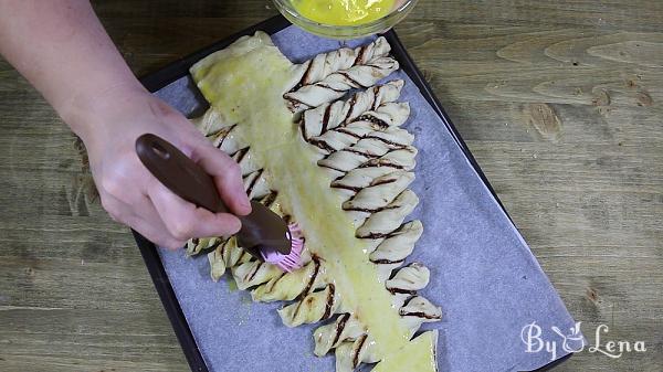 Christmas Tree Sweet Bread - Step 20