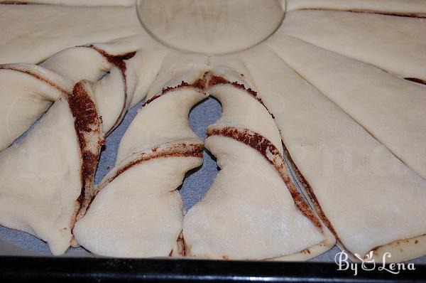 Cinnamon Twisted Snowflake Bread - Step 15