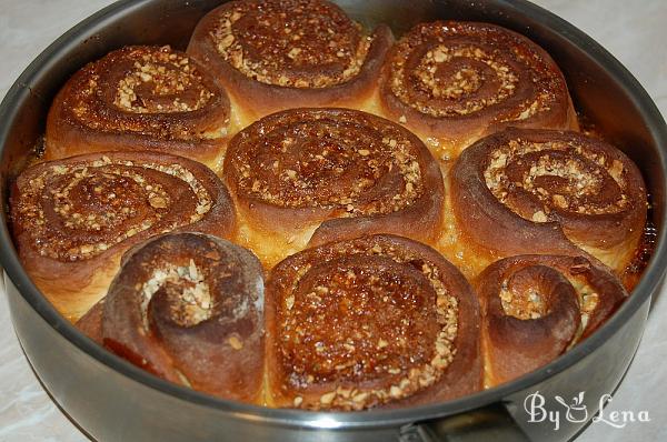 Upside-Down Caramel Sticky Buns with Nuts - Step 12