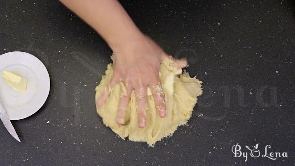 Babka with Chocolate or Orange Jam Filling - Step 5