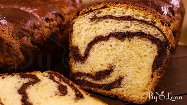 Romanian Wallnut Sweet Bread