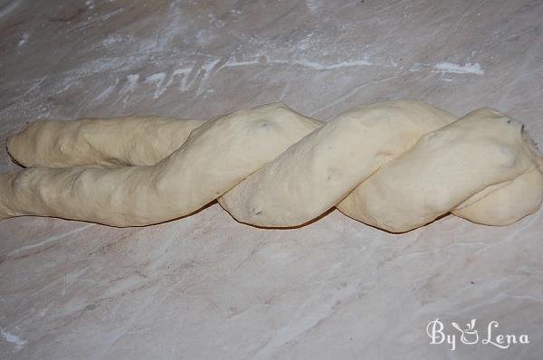 Vegan Sweet Bread with Halva and Turkish Delight - Step 15