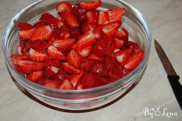 Strawberry Crumble - Step 1