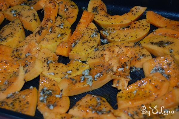 Savory Baked Pumpkin with Garlic and Basil - Step 3