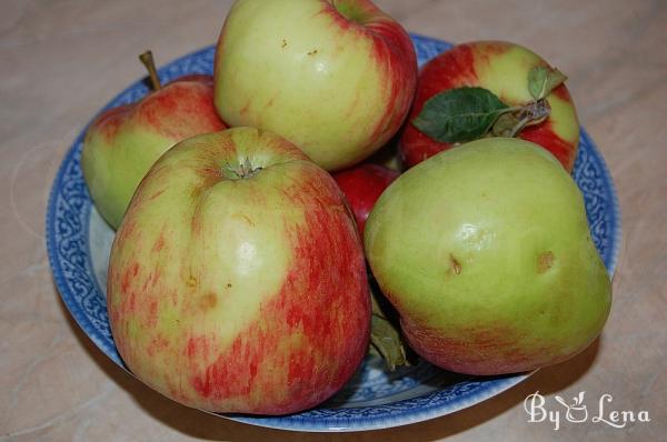 Aronia and Apple Jam with Walnuts - Step 5