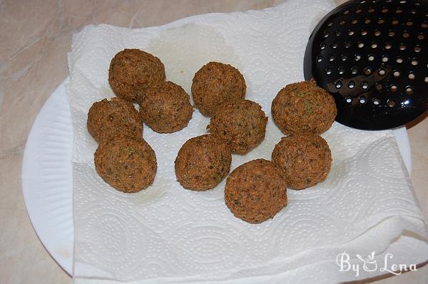 Homemade Crispy Falafel Recipe - Step 18