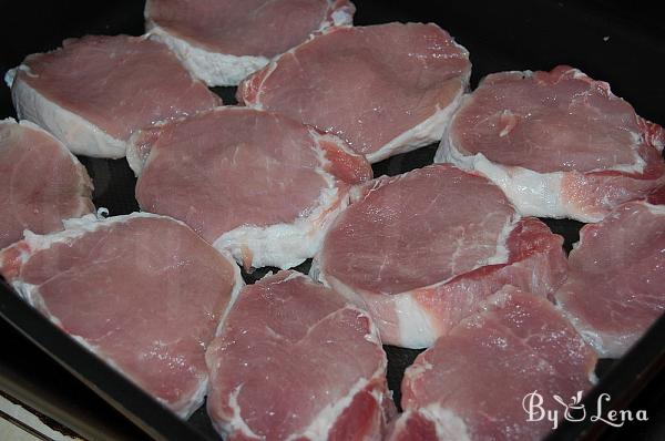 Oven Roasted Pork Chops with Garlic and Wine - Step 1