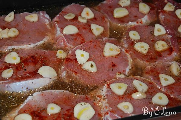 Oven Roasted Pork Chops with Garlic and Wine - Step 4