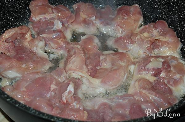 Pan-Seared Chicken Thighs with Onions - Step 1