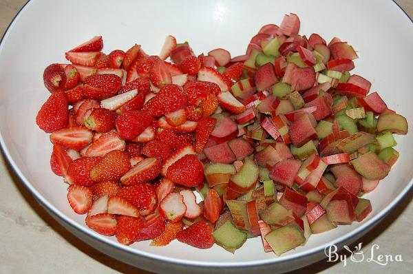 Strawberry and Rhubarb Galette - Step 4