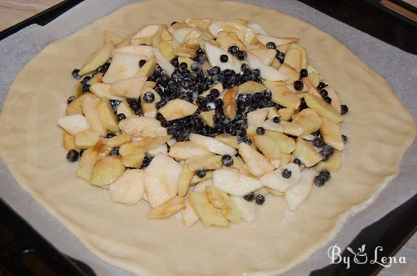 Apple and Blueberry Galette (Vegetarian) - Step 8
