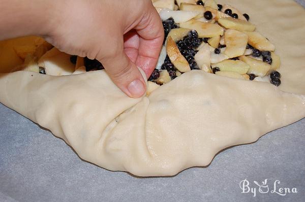 Apple and Blueberry Galette (Vegetarian) - Step 10