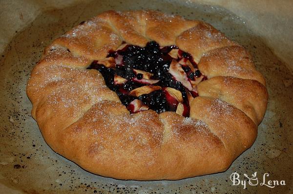 Apple and Blueberry Galette (Vegetarian) - Step 13