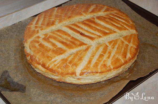 Galette des Rois - Puff Pastry Cake with Almond Cream - Step 13