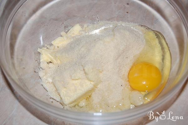 Galette des Rois - Puff Pastry Cake with Almond Cream - Step 2