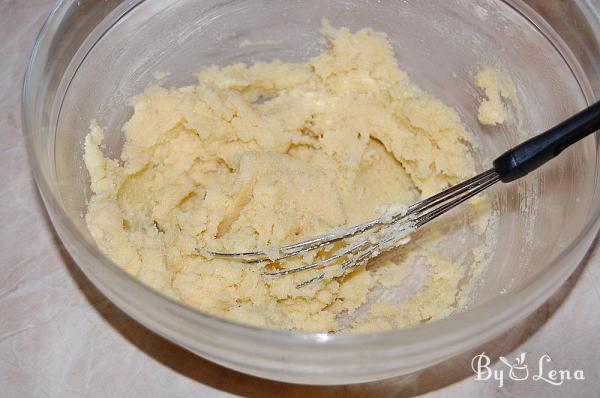 Galette des Rois - Puff Pastry Cake with Almond Cream - Step 3