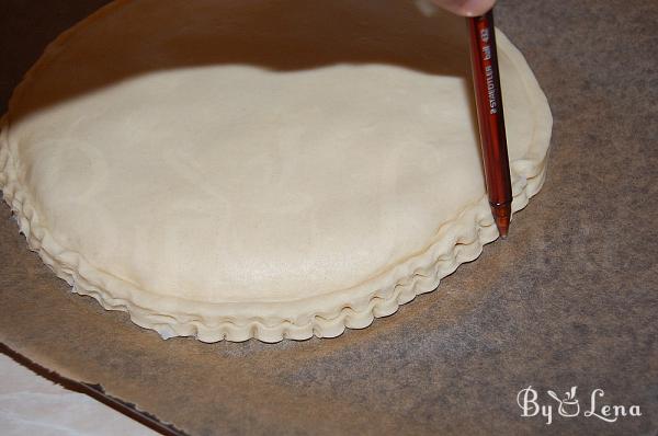 Galette des Rois - Puff Pastry Cake with Almond Cream - Step 8