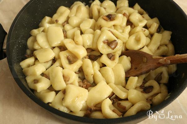 Easy Homemade Vegan Gnocchi - Step 13