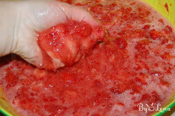 Strawberry Jam - Step 2