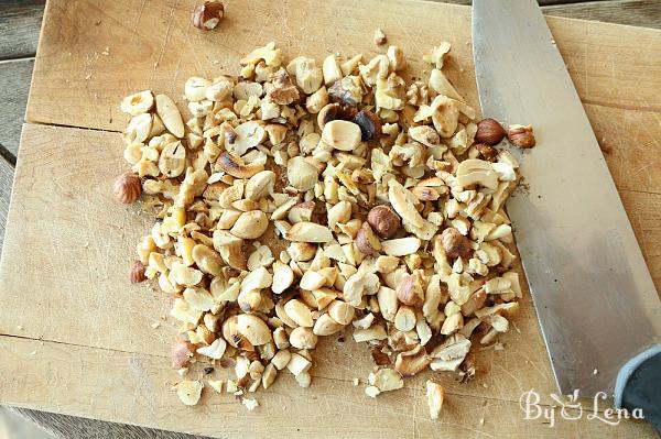 Yogurt with Honey and Walnuts - Greek Dessert - Step 2