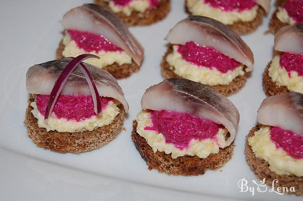 Pickled Herring Canapes with Beet - Step 6