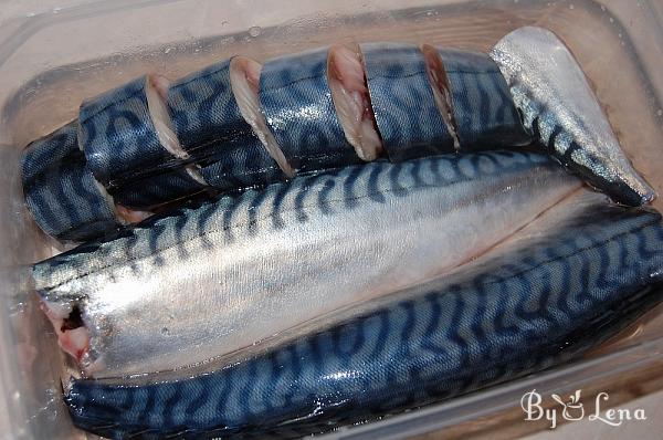 Pickled Mackerel or Herring (Selyodka) - Step 1