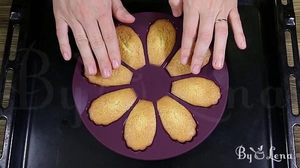 Madeleines Recipe - Step 8