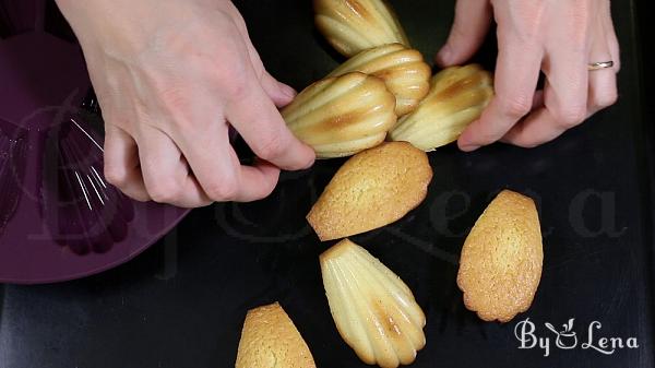 Madeleines Recipe - Step 9