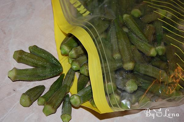 Okra Stew with Meat and Tomatoes - Step 1