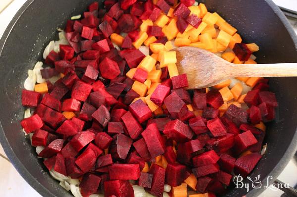 Easy Beetroot Sauteed with Beans - Step 4