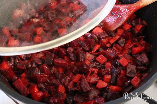 Easy Beetroot Sauteed with Beans - Step 6