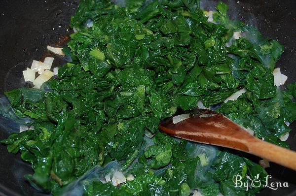 Spinach and Eggs Scramble - Step 3