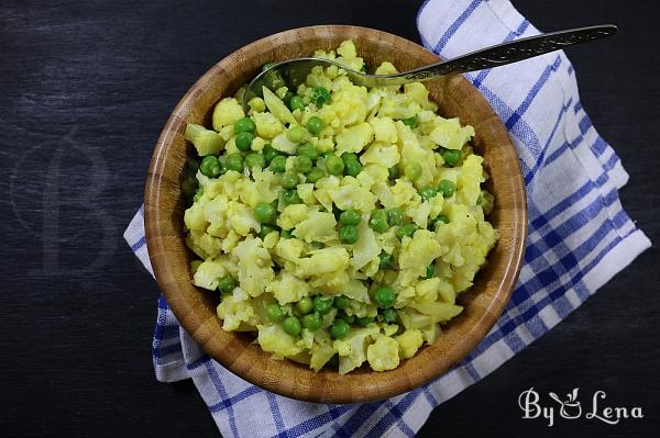 Pan-Roasted Cauliflower with Peas