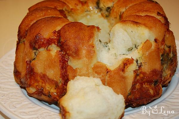 Cheese and Garlic Monkey Bread