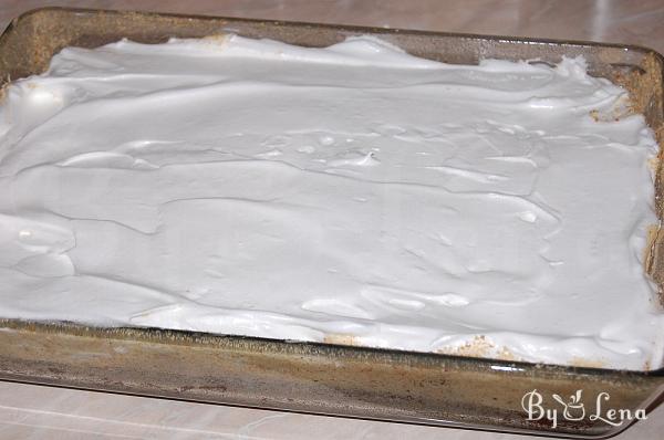 Chocolate Brownie Meringue Cake - Step 11