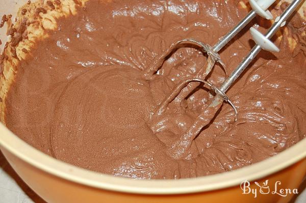 Chocolate Brownie Meringue Cake - Step 5