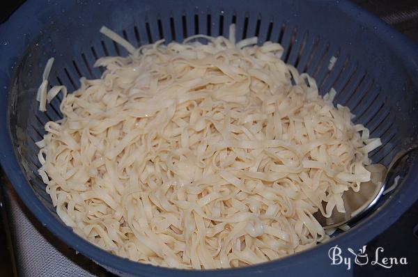 Chinese Noodles with Chicken and Vegetables - Step 8