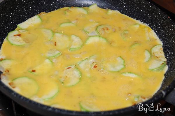 Zucchini Cheese Omelette - Step 3