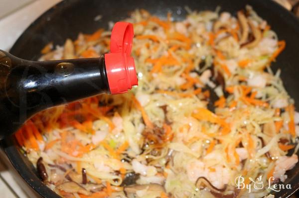 Chinese Spring Rolls With Shrimp and Vegetables - Step 10