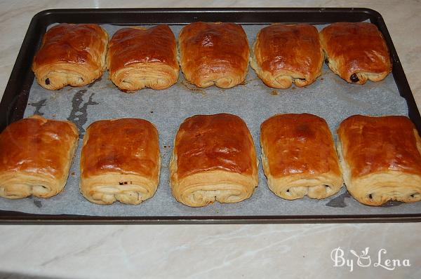 Pain au Chocolat - Step 11