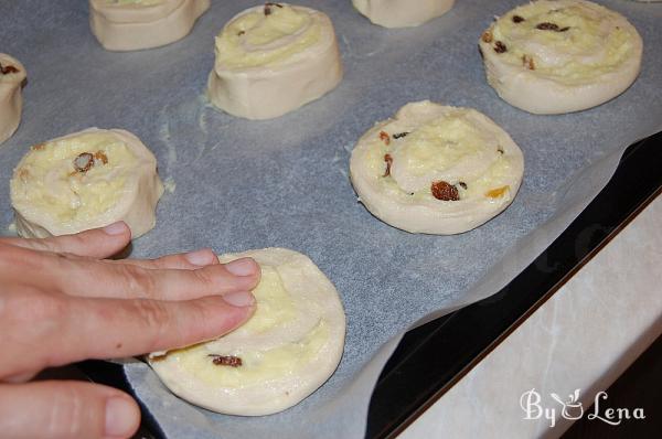 Pain au Raisins - Step 7