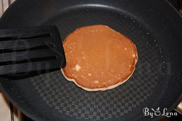 Easy Banana Pancakes - Step 10