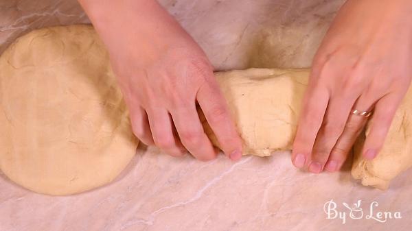 Romanian Pasca, Sweet Cottage Cheese Filled Easter Bread - ChainBaker