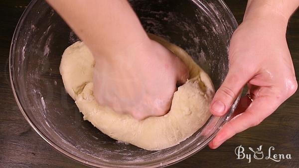 Pasca - Romanian Easter Bread with Cheese Filling - Step 6