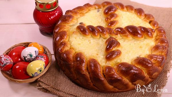 Pasca - Romanian Easter Bread with Cheese Filling 