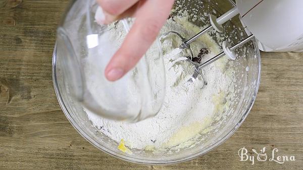 Easy Cream Cheese Chocolate Cake - Step 7